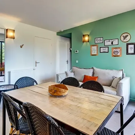 Prázdninový areál Vacanceole - Le Village Des Oiseaux 3*