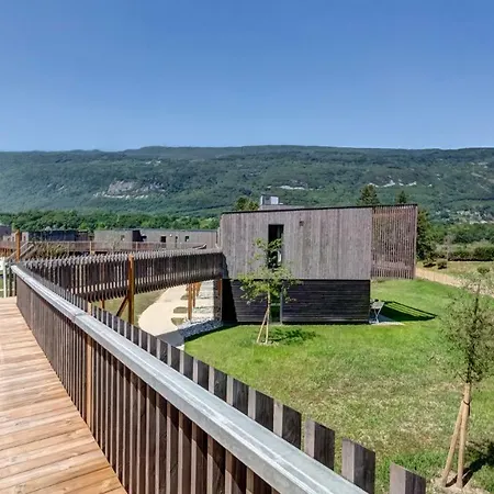 Prázdninový areál Vacanceole - Le Village Des Oiseaux Motz